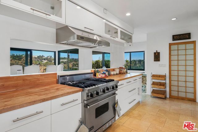 10123 Angelo View Drive, Beverly Hills, CA 90210