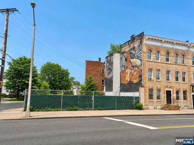 544 Springfield Avenue, Newark, NJ 07103