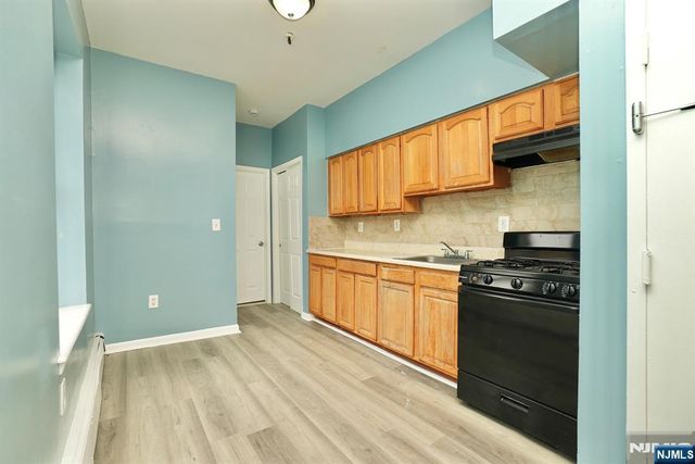 544 Springfield Avenue, Newark, NJ 07103