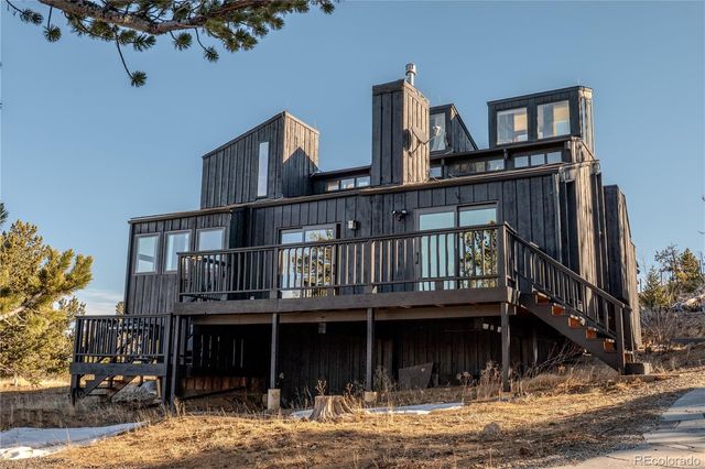 90 Peakview Road, Nederland, CO 80466