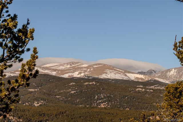 90 Peakview Road, Nederland, CO 80466