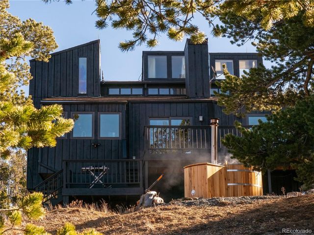 90 Peakview Road, Nederland, CO 80466