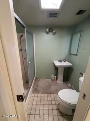 3844 W DESERT COVE Avenue, Phoenix, AZ 85029