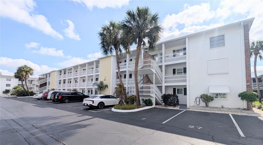 5949 EASY STREET I36, BRADENTON, FL 34207 — exterior