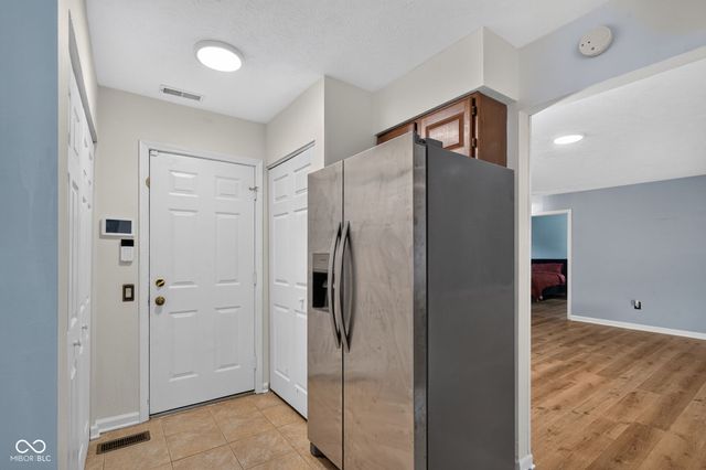 7824 Copperfield Drive, Indianapolis, IN 46256