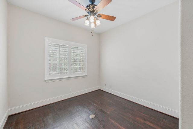 9131 Cochran Bluff Lane, Dallas, TX 75220