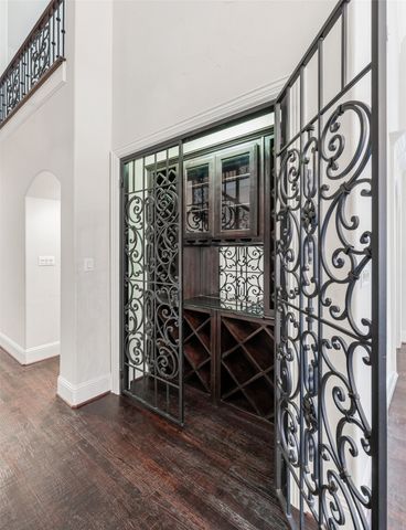 9131 Cochran Bluff Lane, Dallas, TX 75220