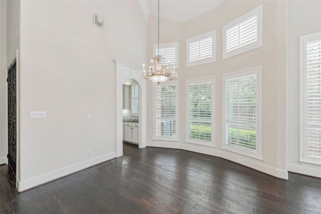 9131 Cochran Bluff Lane, Dallas, TX 75220