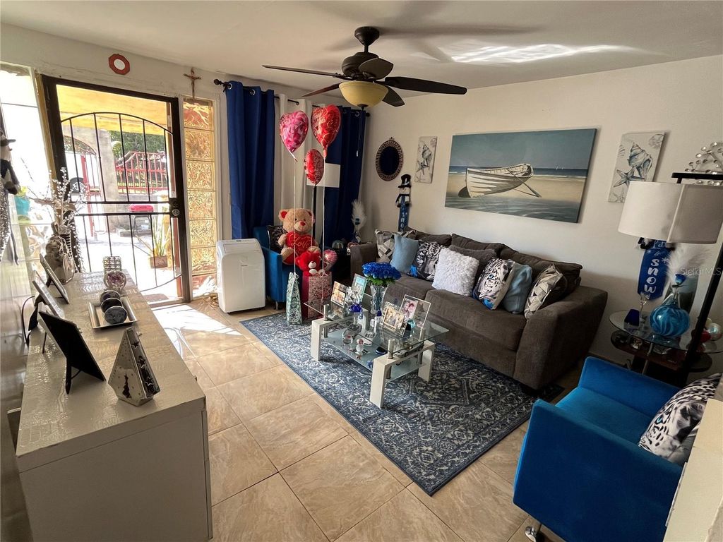 Image 13 of property listing at 995 NW 114TH STREET, Miami, FL 33168