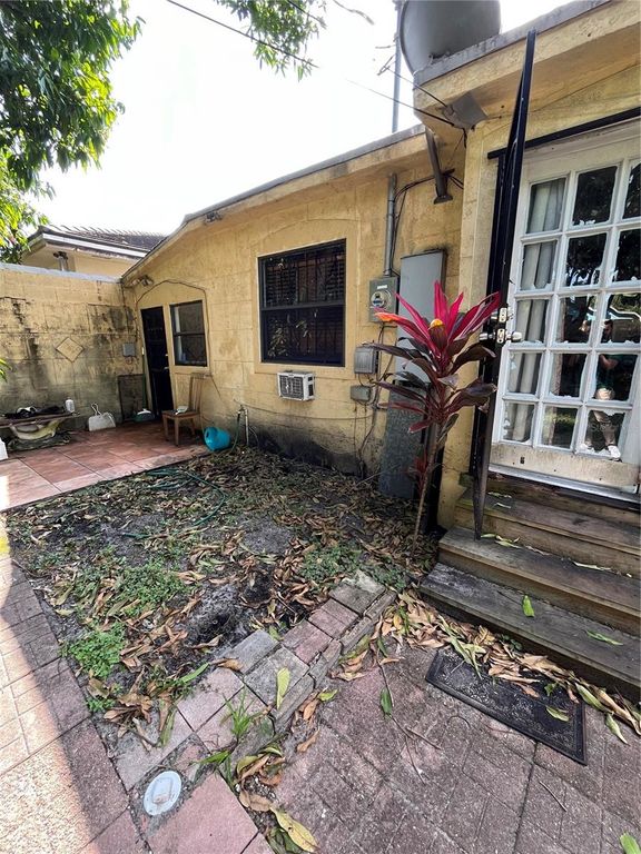 Image 44 of property listing at 995 NW 114TH STREET, Miami, FL 33168