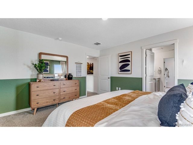 825 Trumpet Ln, Windsor, CO 80550