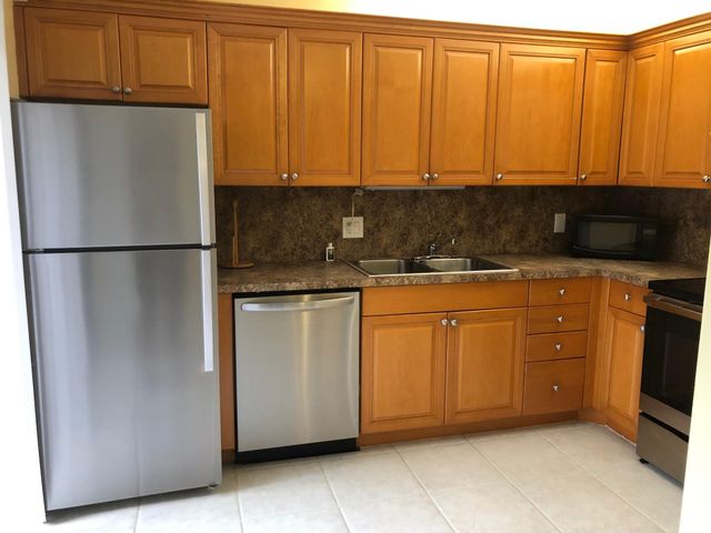 3345 Meridian Way N C, Palm Beach Gardens, FL 33410