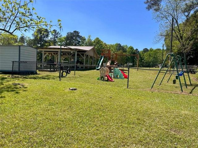 175 Oconee Circle, Eatonton, GA 31024