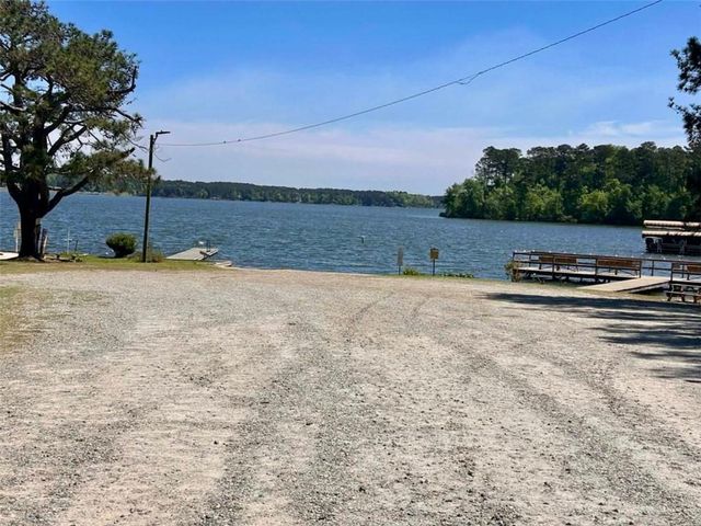 175 Oconee Circle, Eatonton, GA 31024