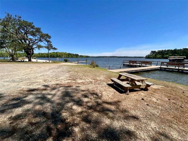 175 Oconee Circle, Eatonton, GA 31024