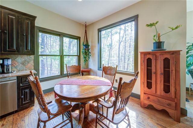 558 Deans Drive, Dawsonville, GA 30534