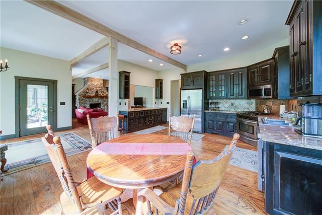 558 Deans Drive, Dawsonville, GA 30534