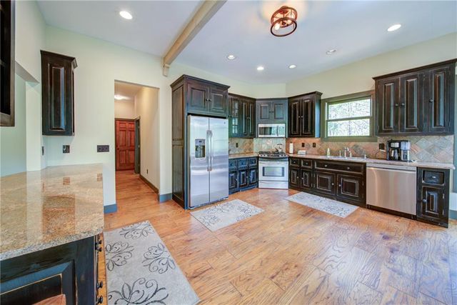 558 Deans Drive, Dawsonville, GA 30534