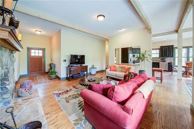 558 Deans Drive, Dawsonville, GA 30534