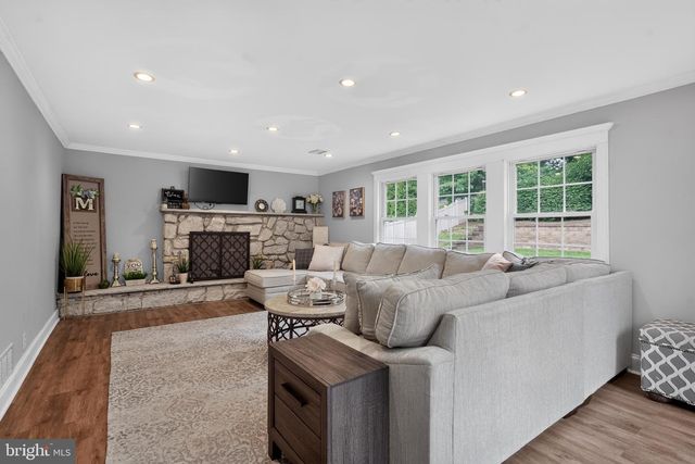 3822 RIDGEVIEW RD, Huntingdon Valley, PA 19006