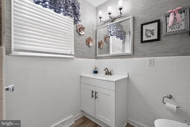 3822 RIDGEVIEW RD, Huntingdon Valley, PA 19006