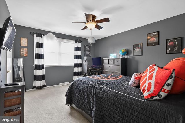 3822 RIDGEVIEW RD, Huntingdon Valley, PA 19006