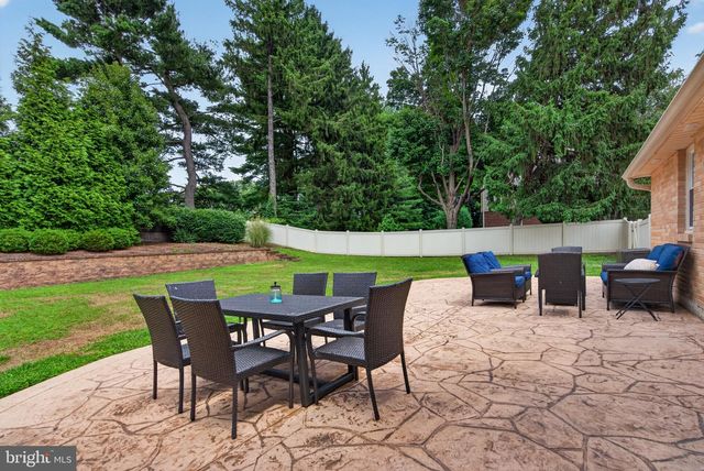 3822 RIDGEVIEW RD, Huntingdon Valley, PA 19006