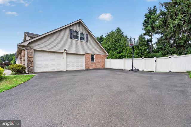 3822 RIDGEVIEW RD, Huntingdon Valley, PA 19006