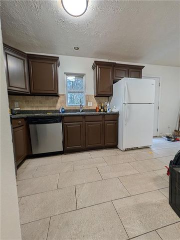 355 Shannon Way, Lawrenceville, GA 30044