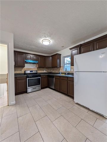 355 Shannon Way, Lawrenceville, GA 30044