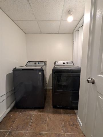 355 Shannon Way, Lawrenceville, GA 30044