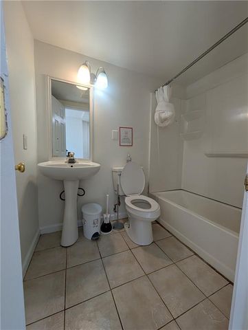 355 Shannon Way, Lawrenceville, GA 30044