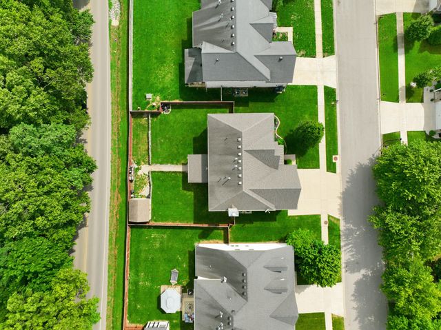 121 Waterside Drive, Georgetown, KY 40324