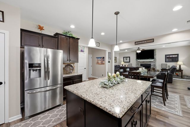 121 Waterside Drive, Georgetown, KY 40324