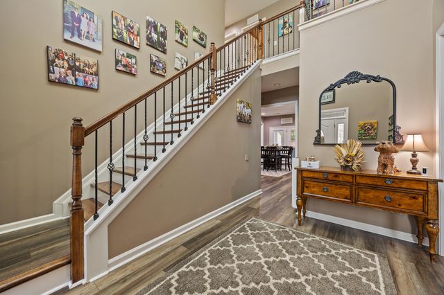 121 Waterside Drive, Georgetown, KY 40324