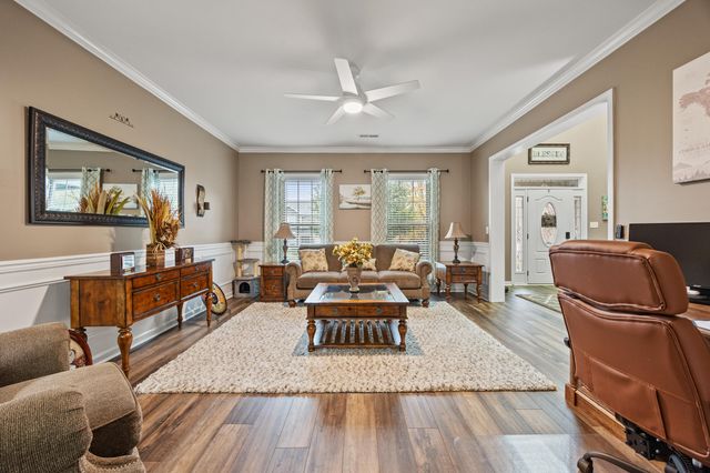 121 Waterside Drive, Georgetown, KY 40324