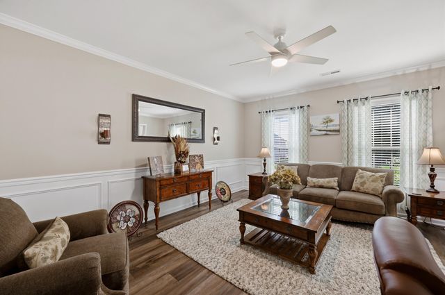121 Waterside Drive, Georgetown, KY 40324