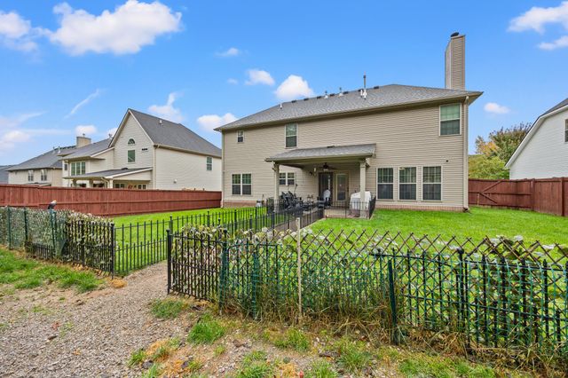 121 Waterside Drive, Georgetown, KY 40324