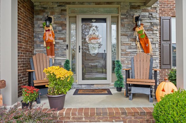 121 Waterside Drive, Georgetown, KY 40324