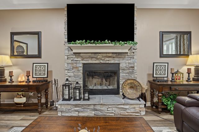 121 Waterside Drive, Georgetown, KY 40324