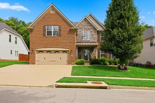 121 Waterside Drive, Georgetown, KY 40324