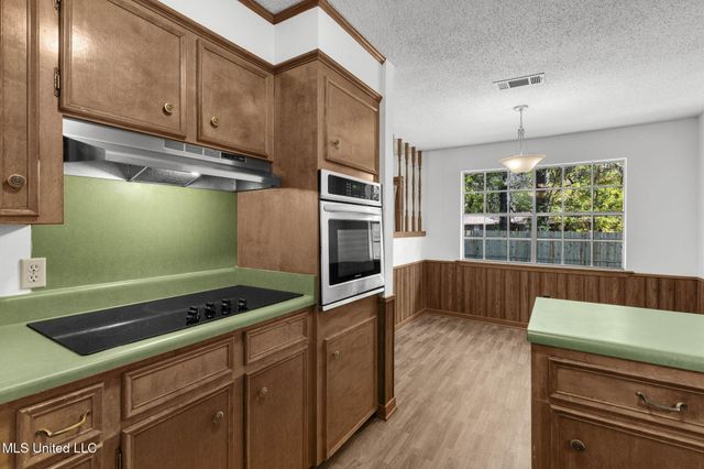 408 Hollyberry Drive, Clinton, MS 39056