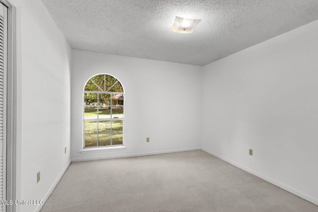 408 Hollyberry Drive, Clinton, MS 39056