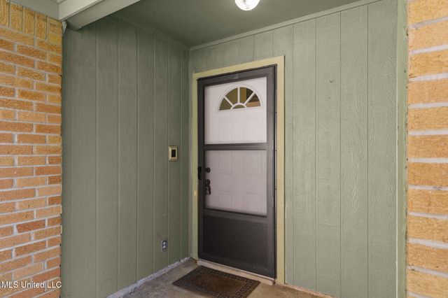 408 Hollyberry Drive, Clinton, MS 39056