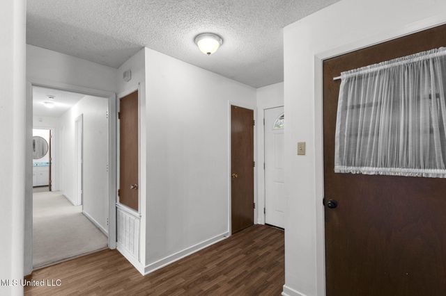 408 Hollyberry Drive, Clinton, MS 39056