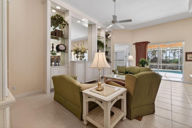 8681 SE Nicolete Lane, Hobe Sound, FL 33455