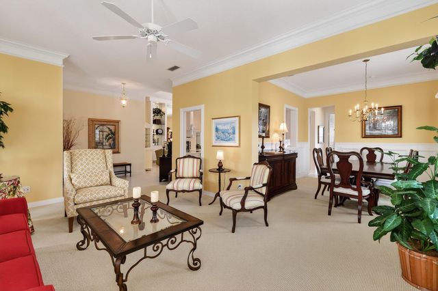 8681 SE Nicolete Lane, Hobe Sound, FL 33455