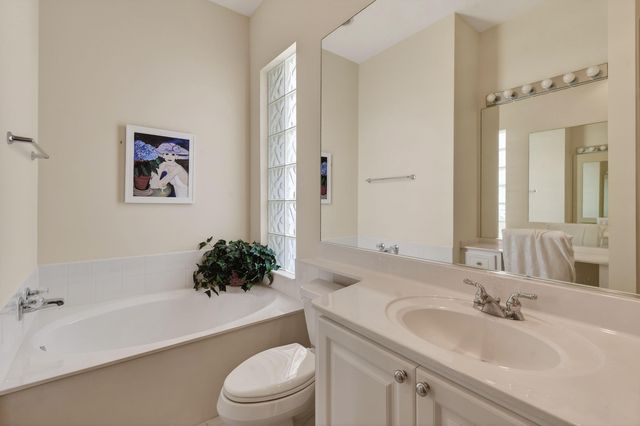 8681 SE Nicolete Lane, Hobe Sound, FL 33455