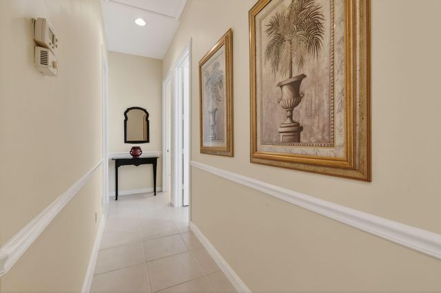 8681 SE Nicolete Lane, Hobe Sound, FL 33455