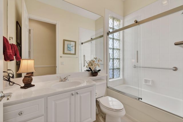 8681 SE Nicolete Lane, Hobe Sound, FL 33455